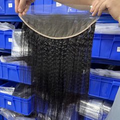 13x4 HD/ Transparent Frontal Kinky Straight