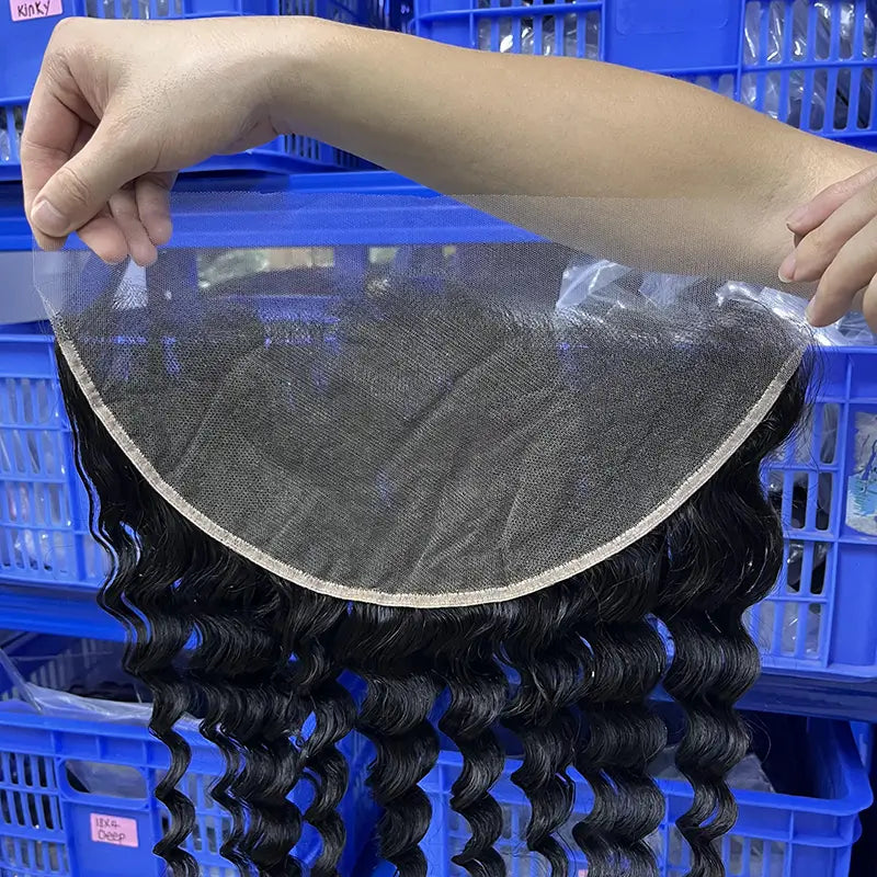 13x6 HD/ Transparent Frontal Loose Deep